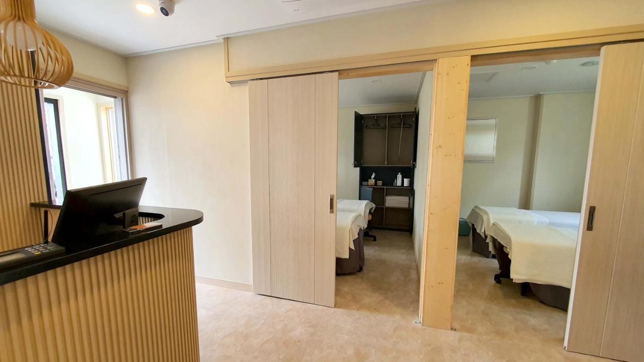 Sea Cliff Hotel Jeju Exterior foto