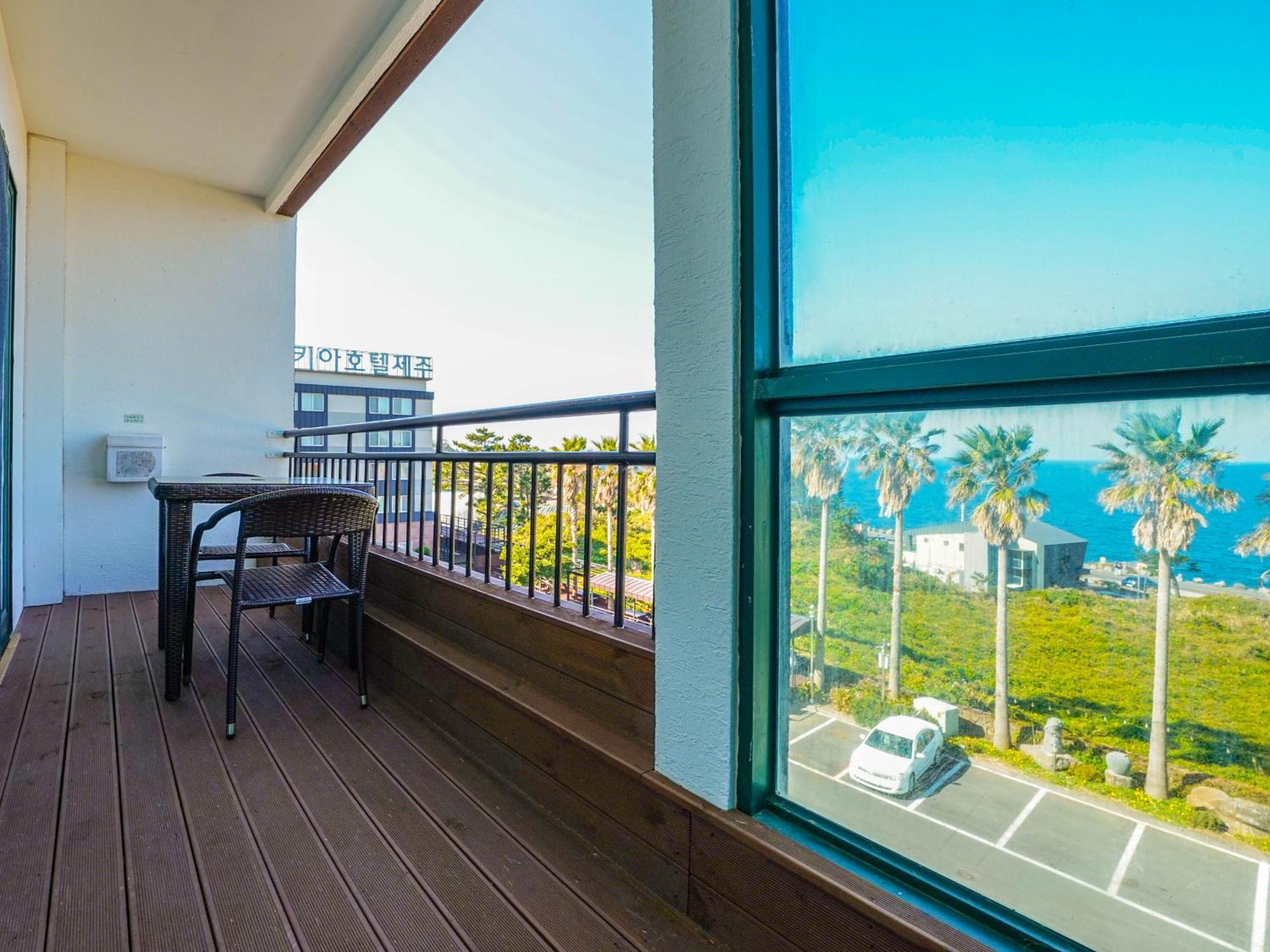 Sea Cliff Hotel Jeju Exterior foto